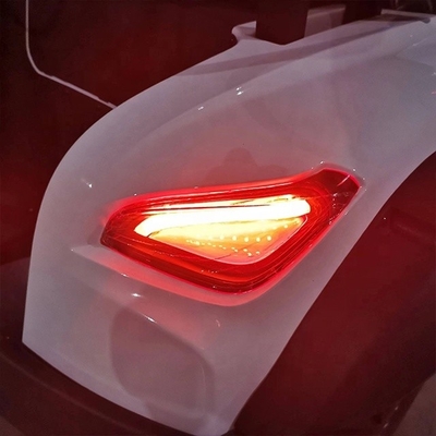 4 zitplaatsen elektrische golfkar staan positie van staart Caddie 48V LiFePO4 lithiumbatterijen